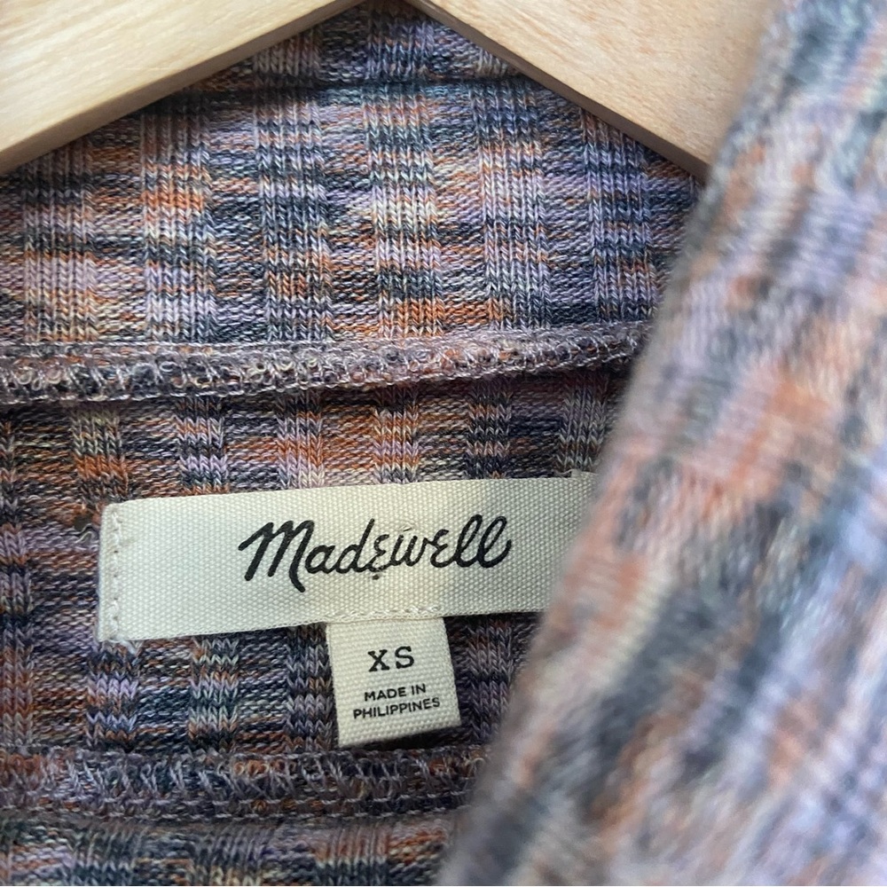 Madewell turtleneck in woodrose - Picture 3 of 4